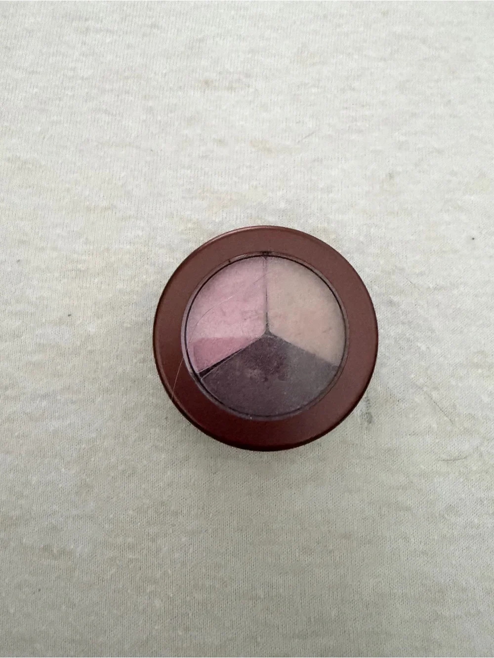 Triple Eyeshadow Compact - Pink, Mauve, Cream